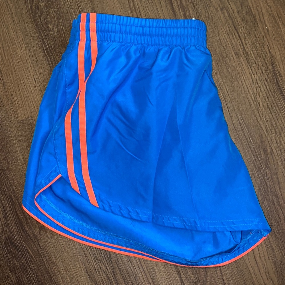 Gently used danskin now shorts style DNL14207 size M(8/10)